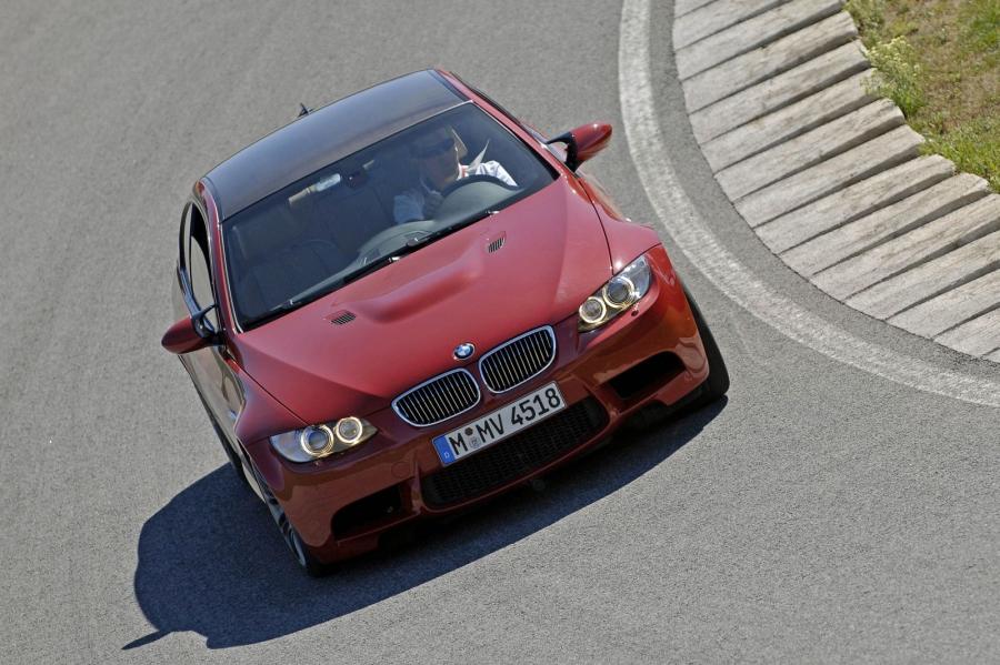  BMW M3 2008 года  (фото 156 из 219)